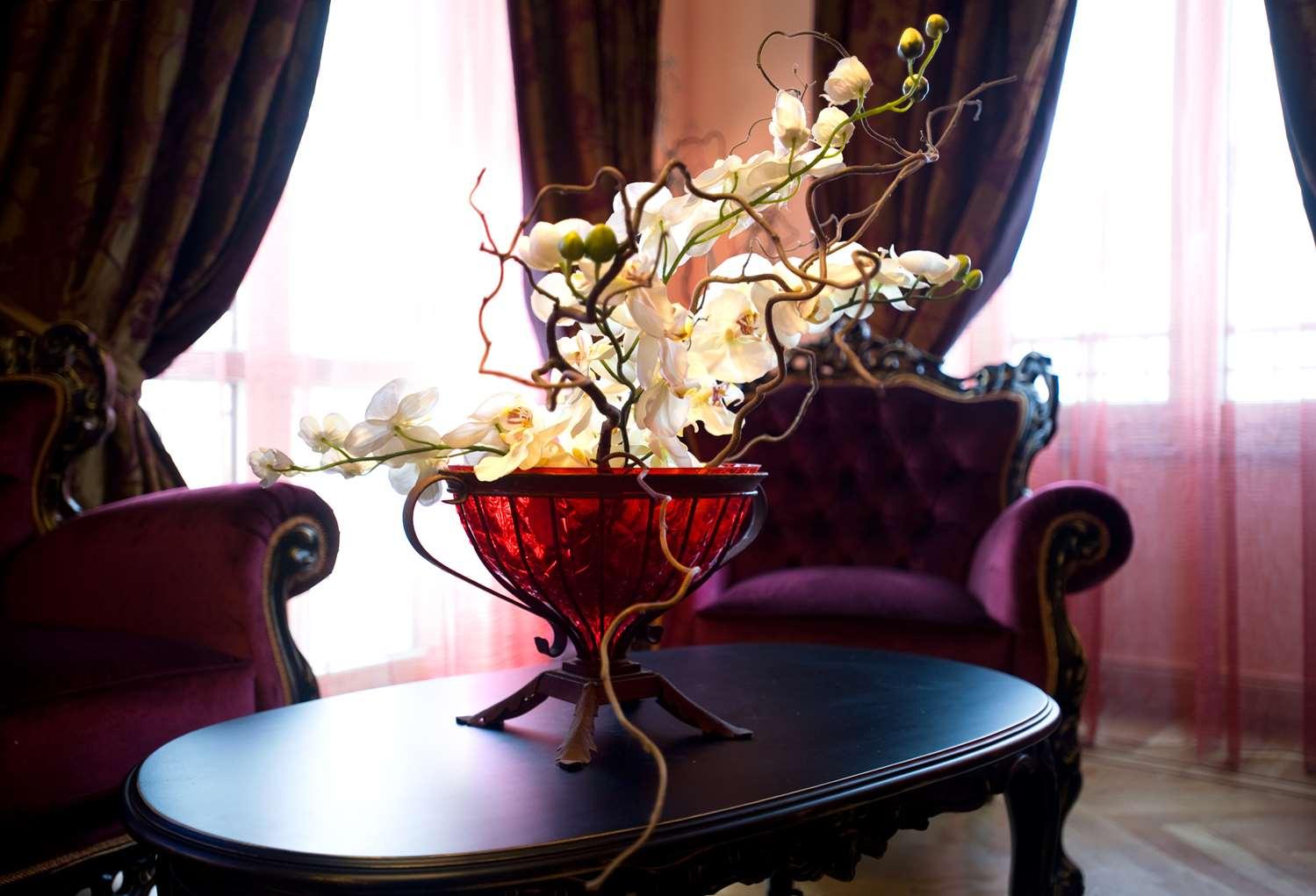 Hotel Grand Savoia 5*