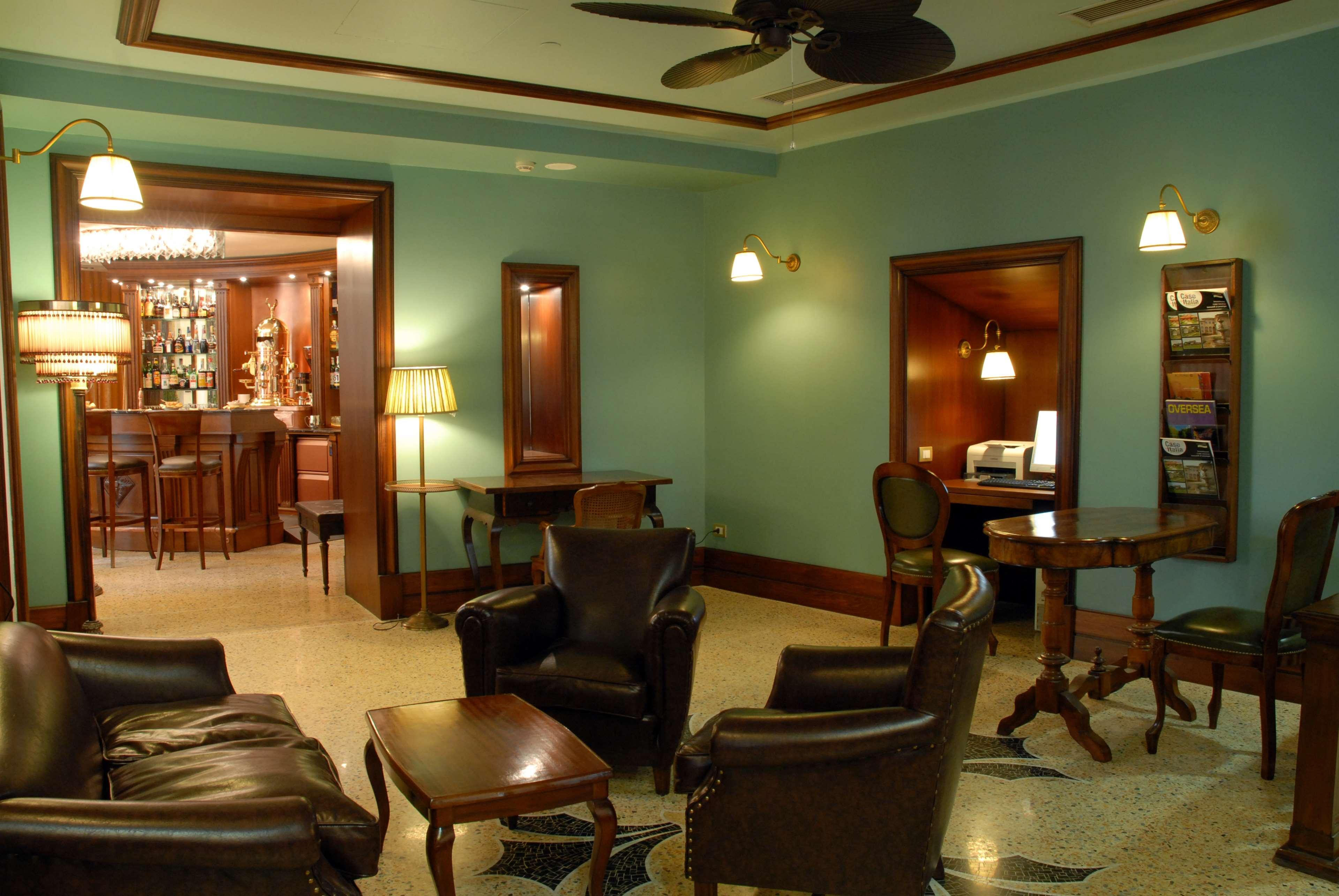 Grand Savoia Hotel