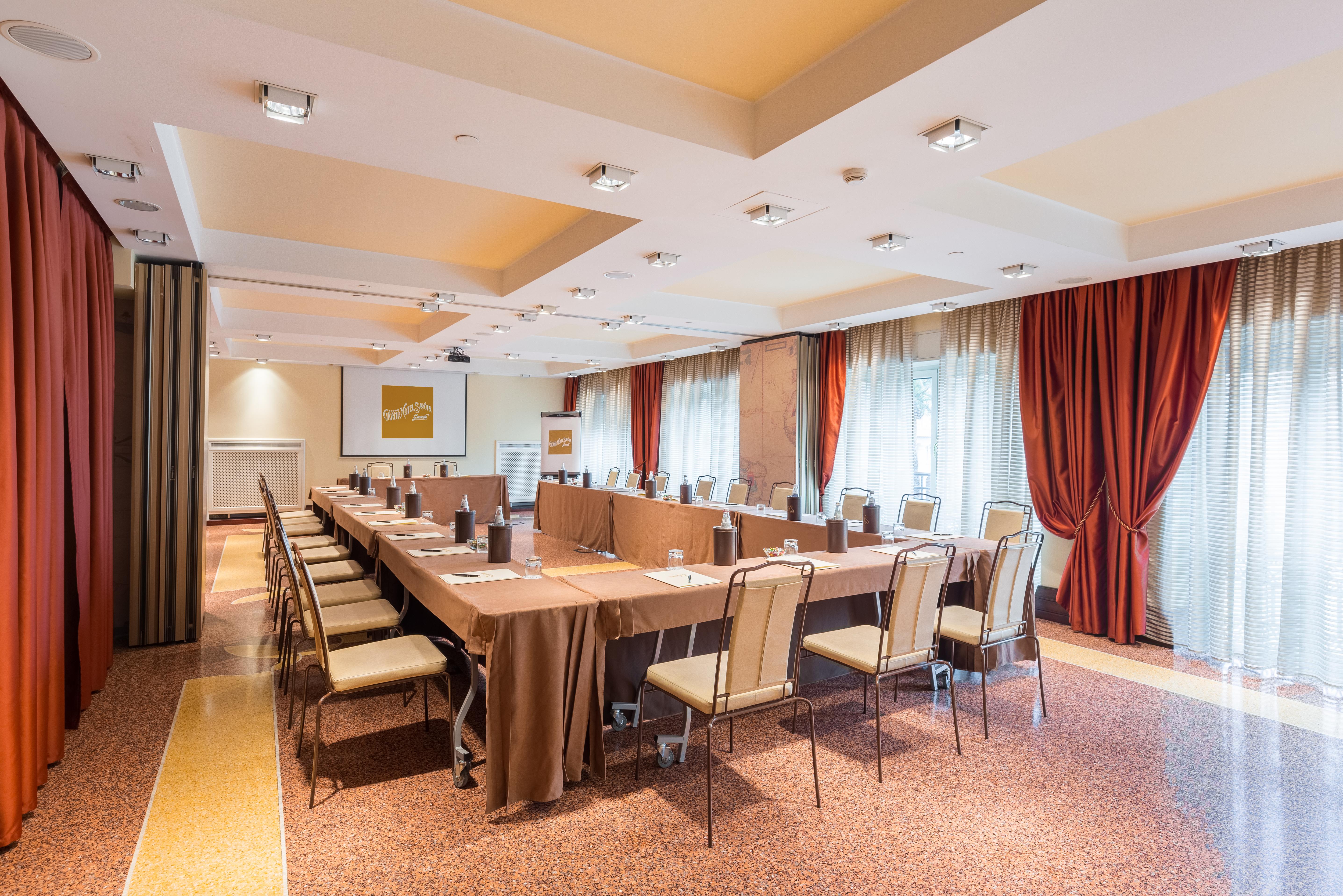 Hotel Grand Savoia 5*